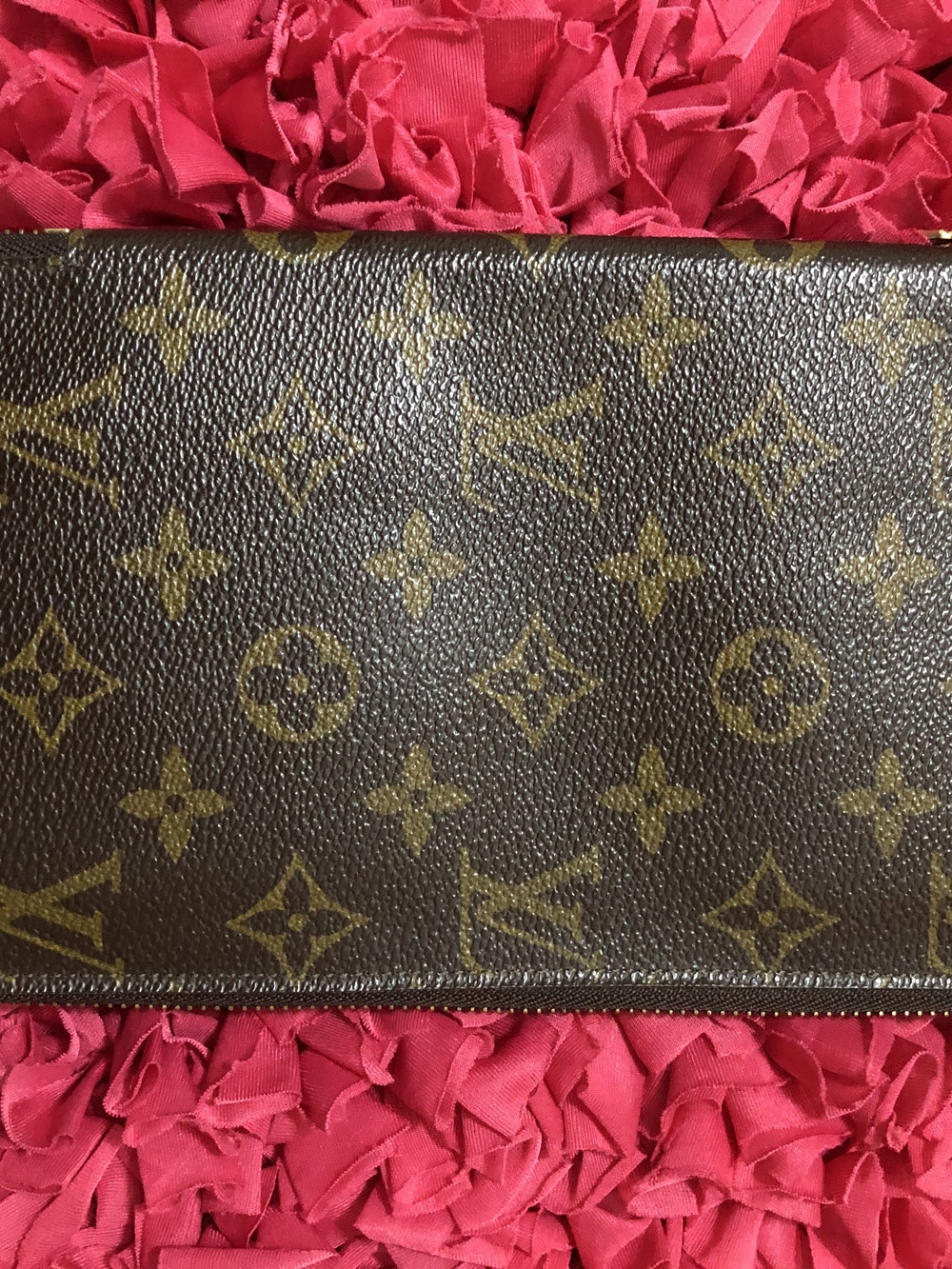 Louis Vuitton Monogram Canvas Clutch — Brown & Tan